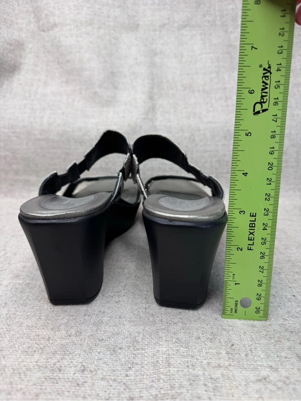 Naot Treasure Silver/black Patent Leather Sandals heels wedges sz 41 (10) party